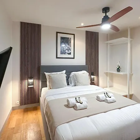 Ancienne annonce studio Villemain Paris